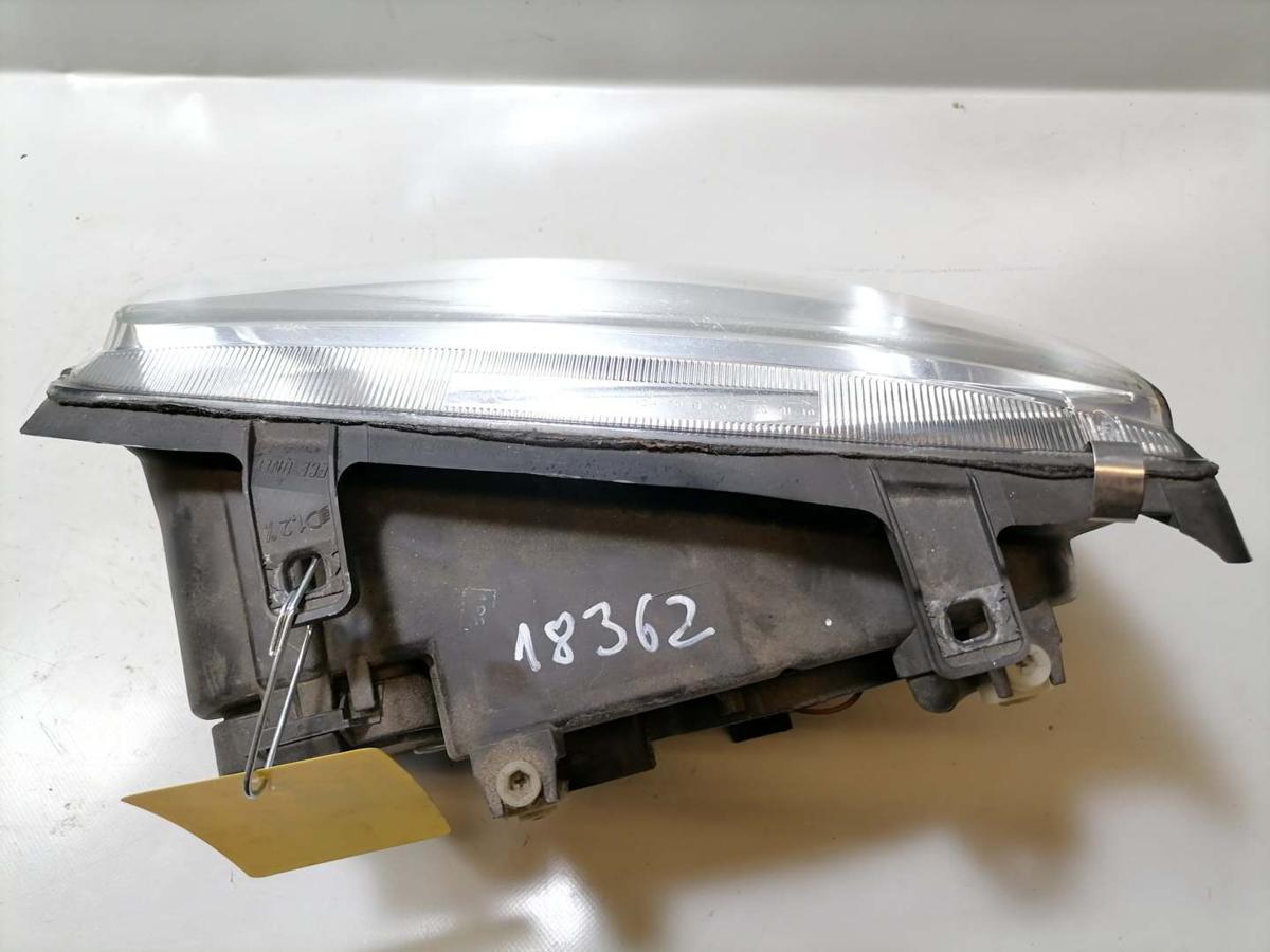 VW Bora original Scheinwerfer vorn rechts Halogen mit integriertem Nebelscheinwerfer Bj.2000